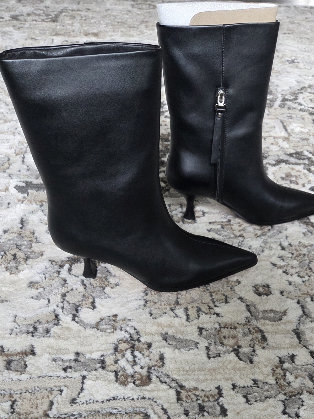 Women's Black Pointed-Toe Mid-Calf Heeled Boots with Side Zip